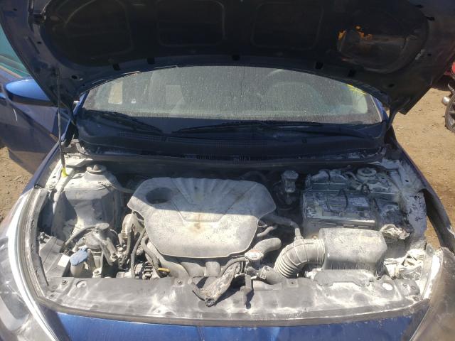 Photo 6 VIN: KMHCT5AE0HU321886 - HYUNDAI ACCENT SE 