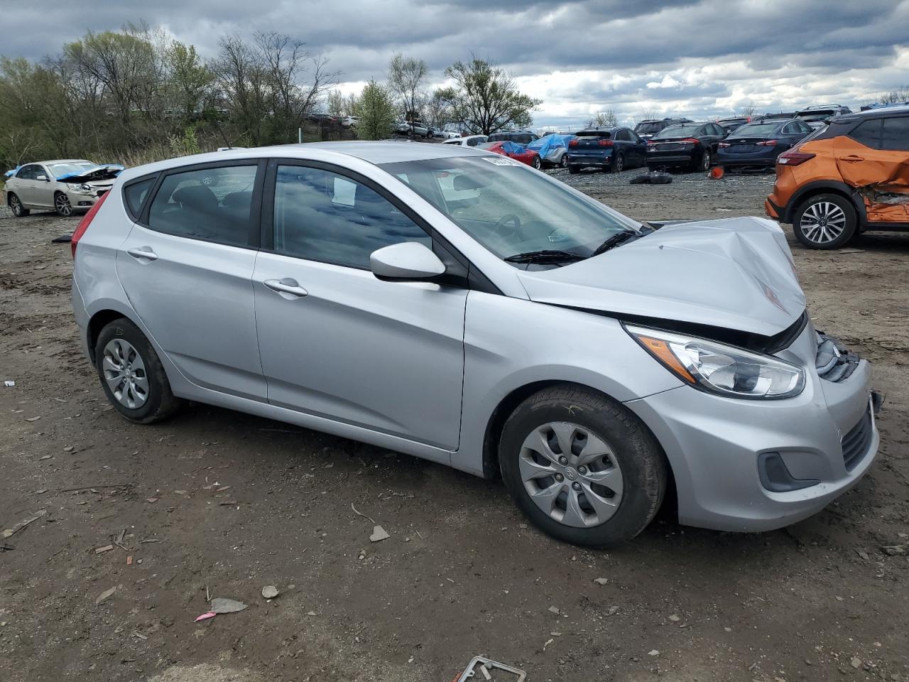 Photo 3 VIN: KMHCT5AE0HU349347 - HYUNDAI ACCENT 