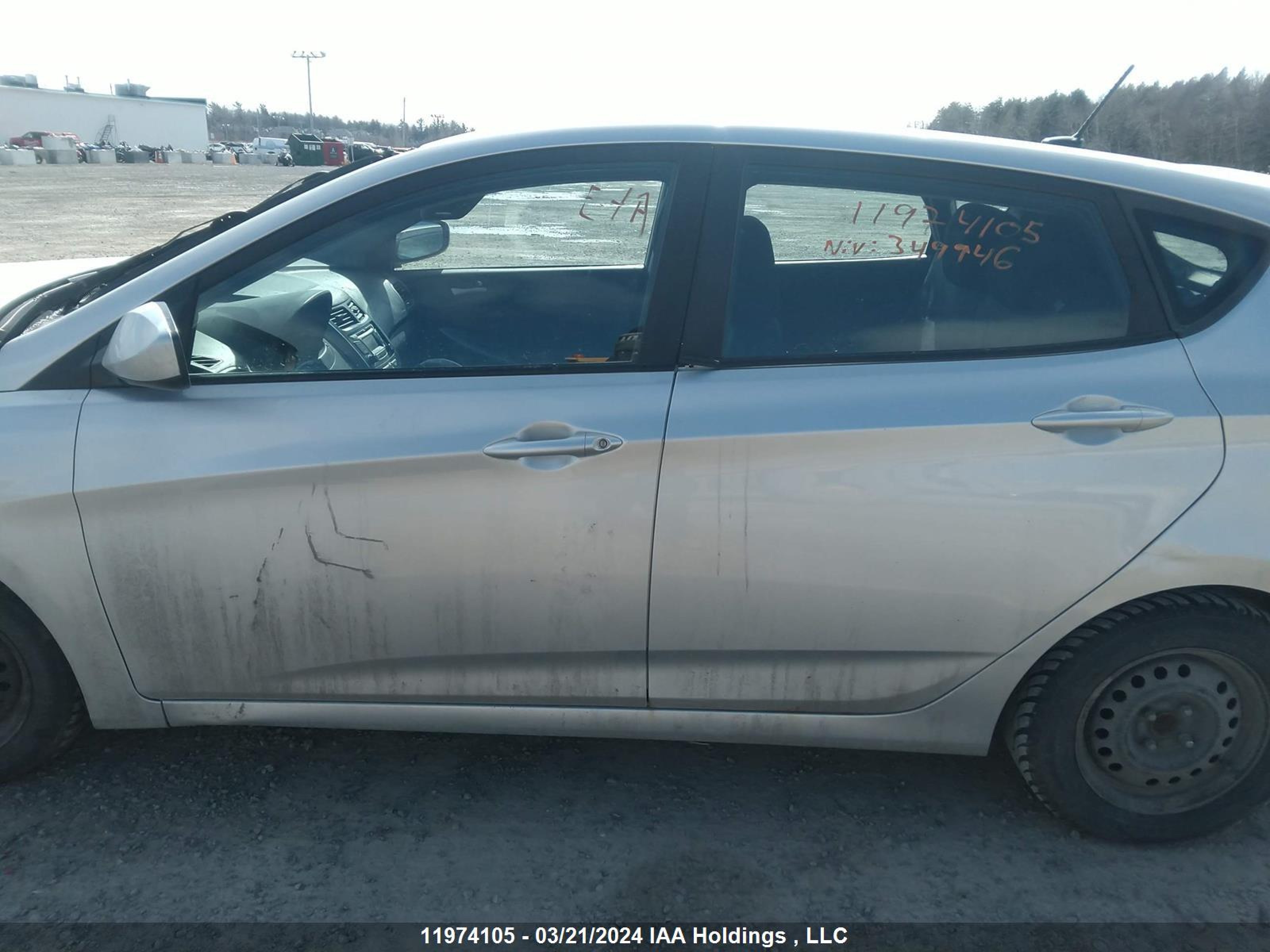 Photo 14 VIN: KMHCT5AE0HU349946 - HYUNDAI ACCENT 