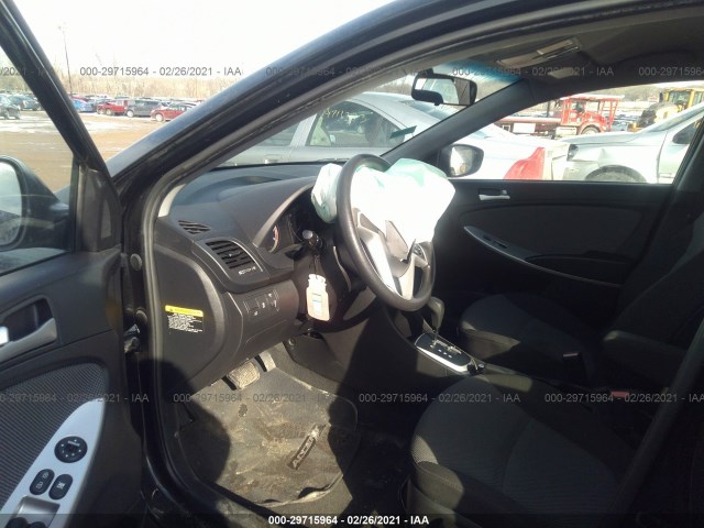 Photo 4 VIN: KMHCT5AE1CU016065 - HYUNDAI ACCENT 