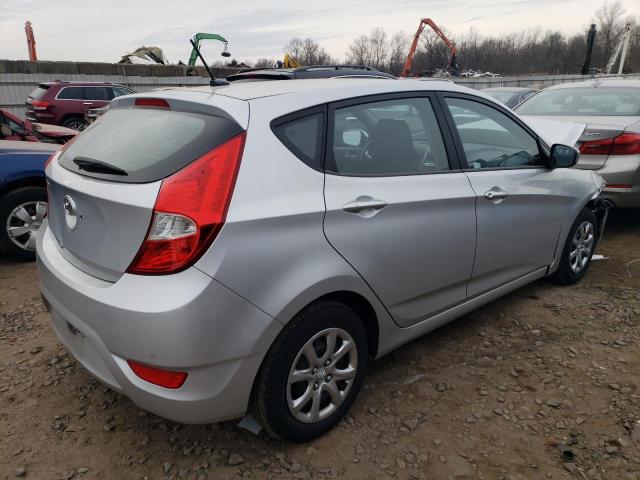 Photo 2 VIN: KMHCT5AE1CU023338 - HYUNDAI ACCENT 