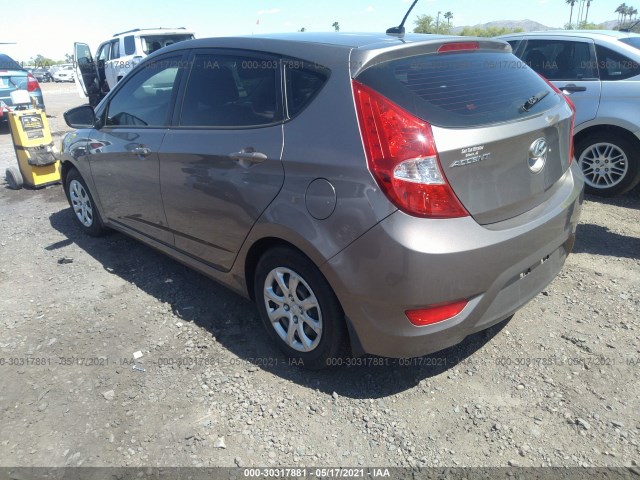 Photo 2 VIN: KMHCT5AE1DU098221 - HYUNDAI ACCENT 