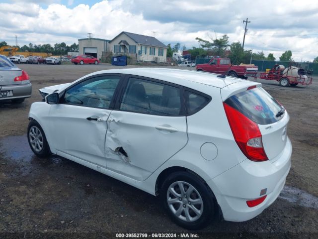 Photo 2 VIN: KMHCT5AE1DU114109 - HYUNDAI ACCENT 