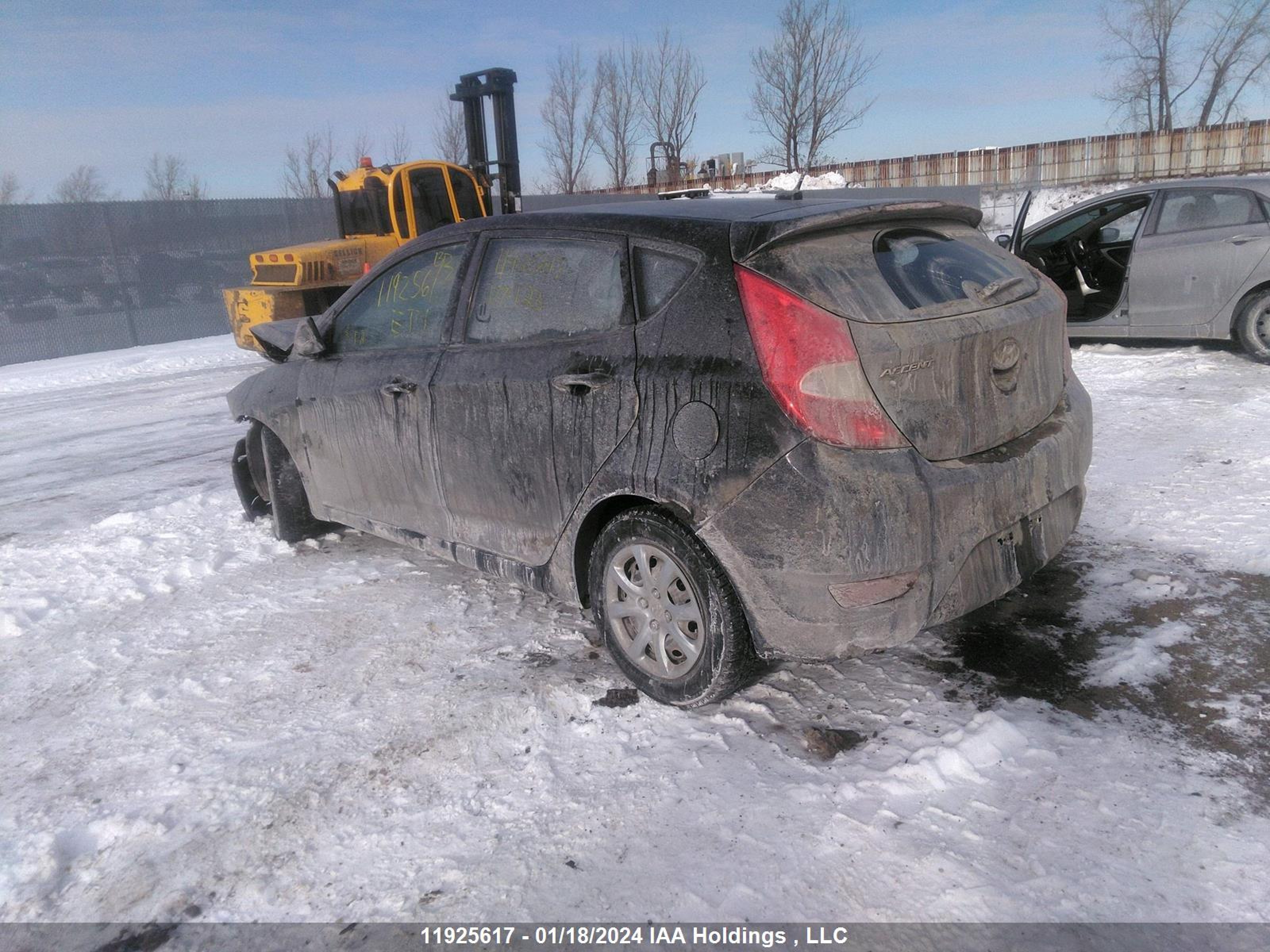 Photo 2 VIN: KMHCT5AE1EU177423 - HYUNDAI ACCENT 