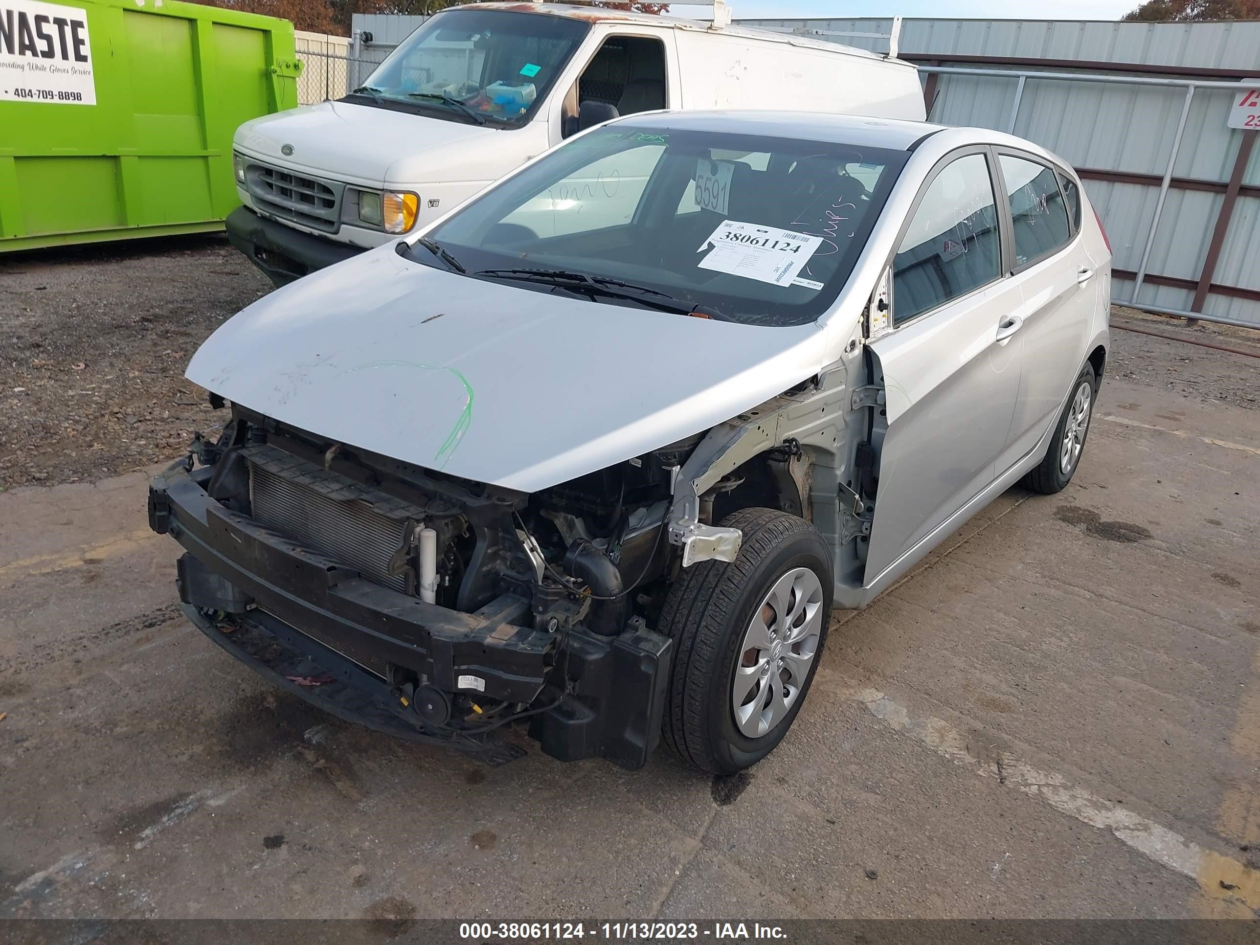 Photo 1 VIN: KMHCT5AE1FU226962 - HYUNDAI ACCENT 