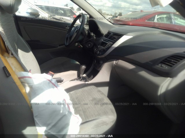 Photo 4 VIN: KMHCT5AE1GU251507 - HYUNDAI ACCENT 