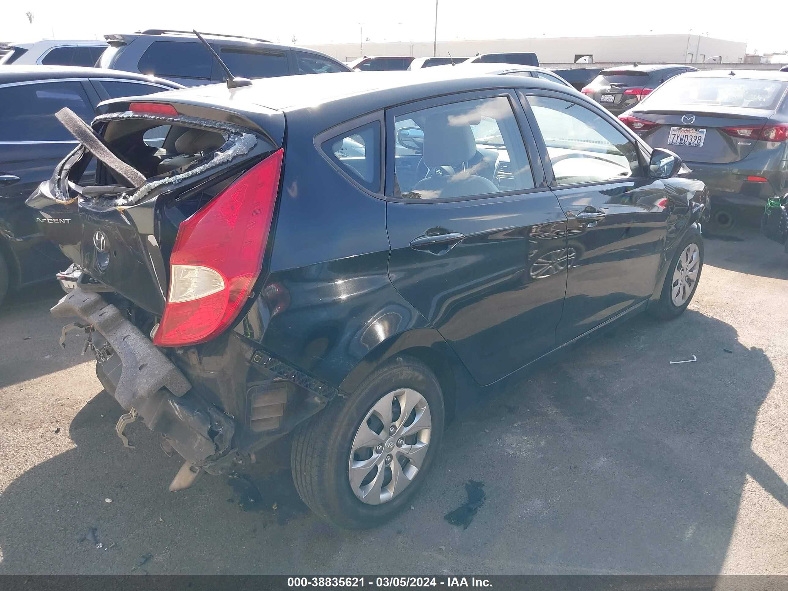 Photo 3 VIN: KMHCT5AE1GU255217 - HYUNDAI ACCENT 