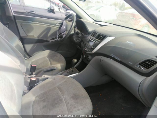 Photo 4 VIN: KMHCT5AE1GU282871 - HYUNDAI ACCENT 