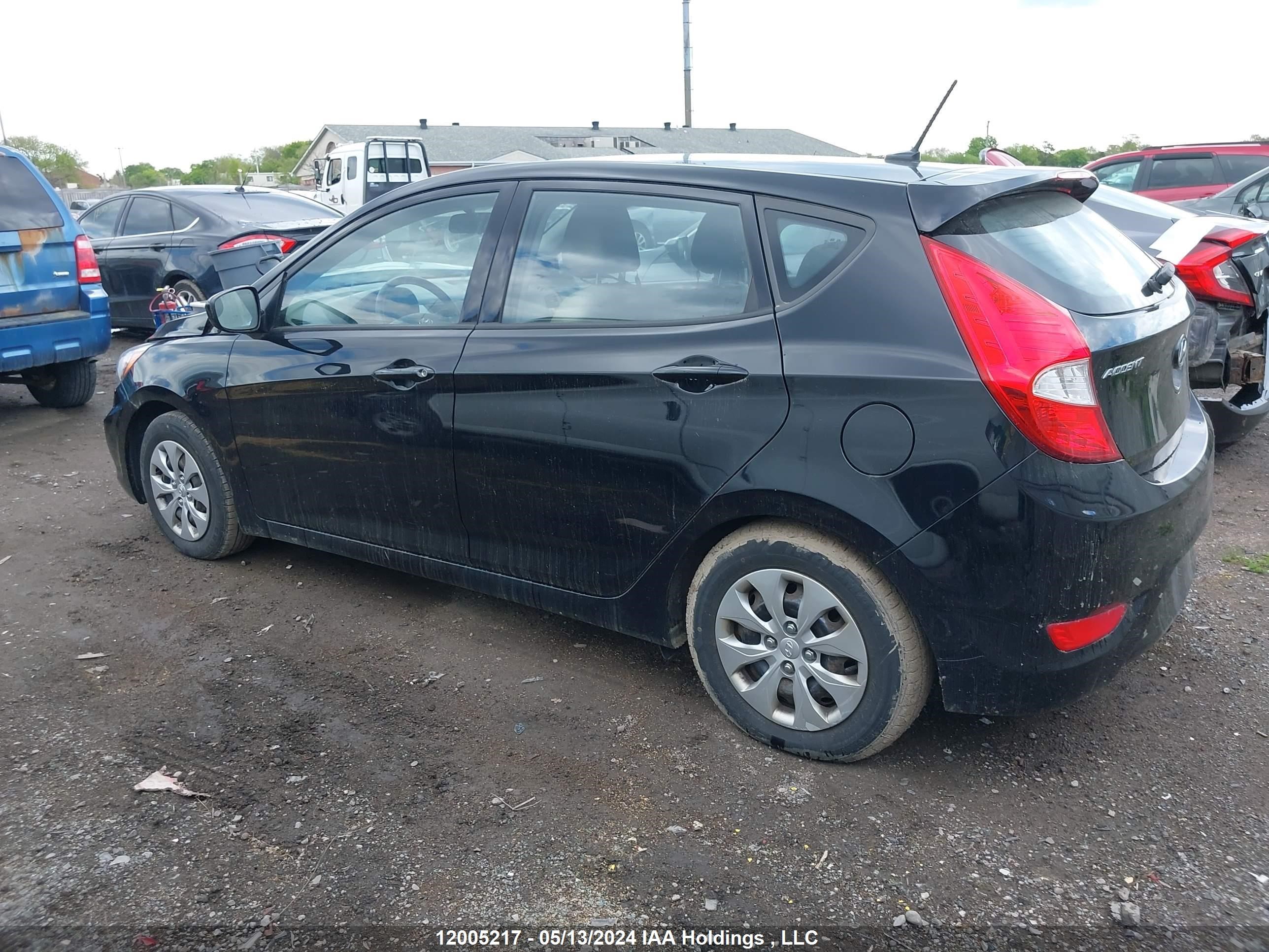 Photo 13 VIN: KMHCT5AE1GU286905 - HYUNDAI ACCENT 