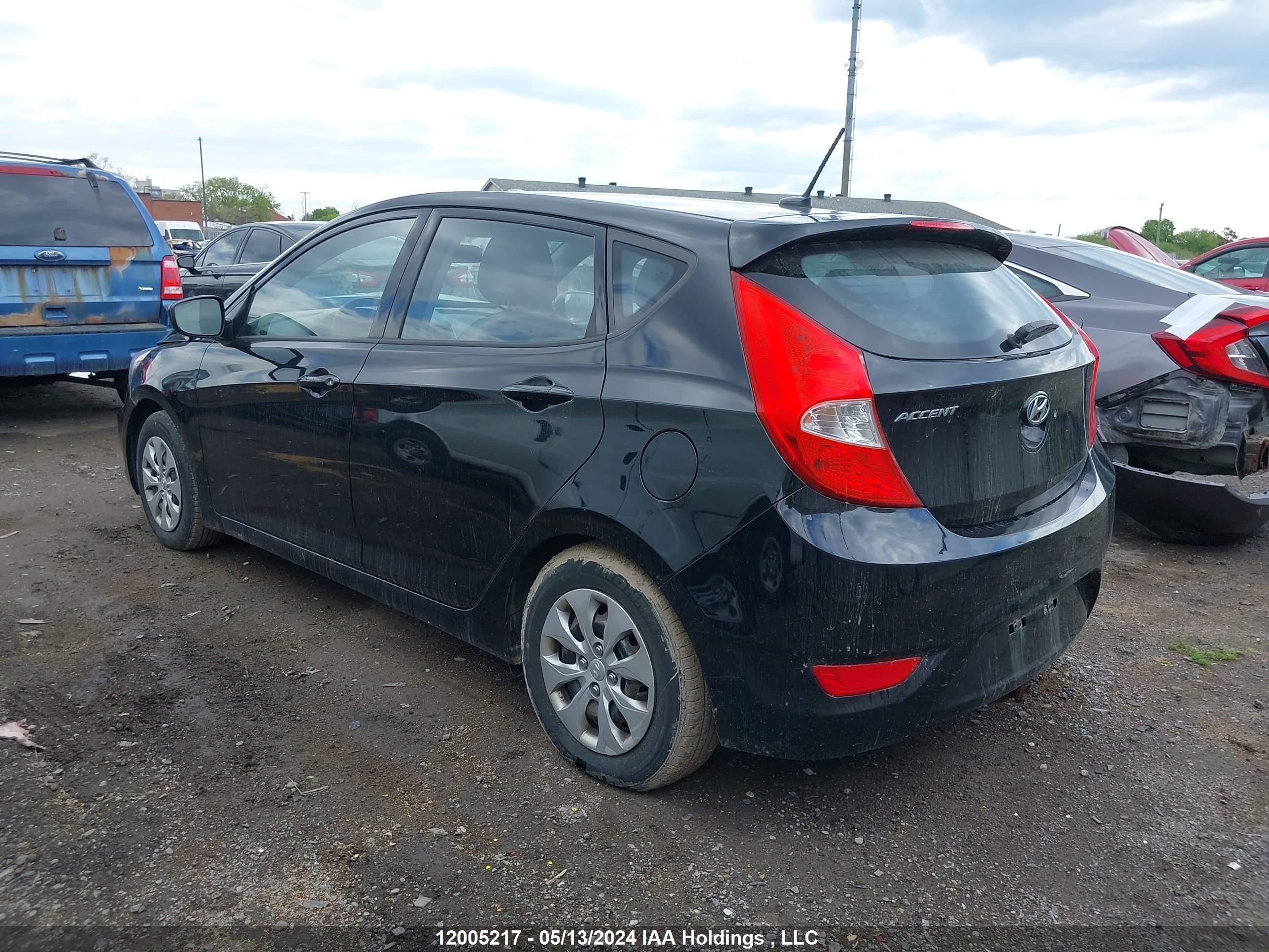 Photo 2 VIN: KMHCT5AE1GU286905 - HYUNDAI ACCENT 