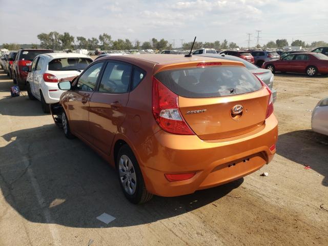 Photo 2 VIN: KMHCT5AE1HU321296 - HYUNDAI ACCENT 