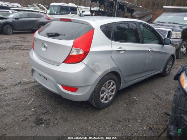 Photo 3 VIN: KMHCT5AE2CU049754 - HYUNDAI ACCENT 