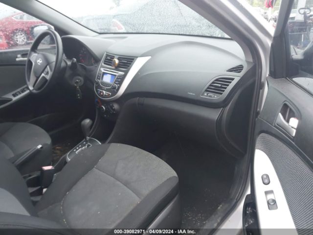 Photo 4 VIN: KMHCT5AE2DU071190 - HYUNDAI ACCENT 