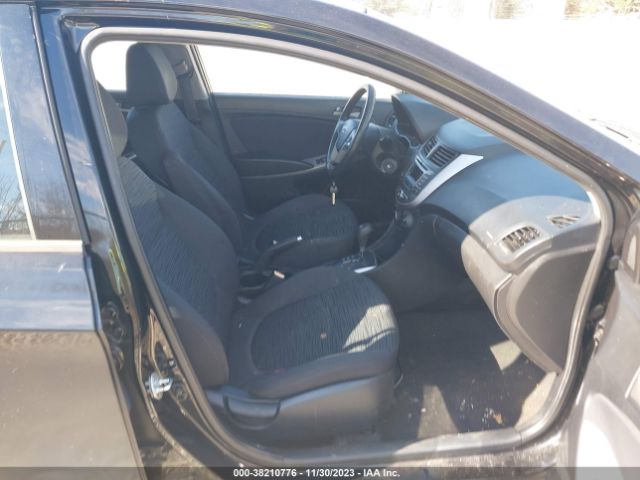 Photo 4 VIN: KMHCT5AE2FU215520 - HYUNDAI ACCENT 