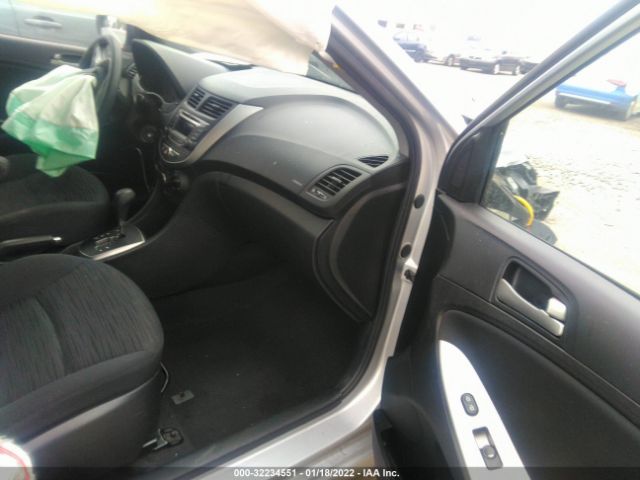 Photo 4 VIN: KMHCT5AE2GU242265 - HYUNDAI ACCENT 