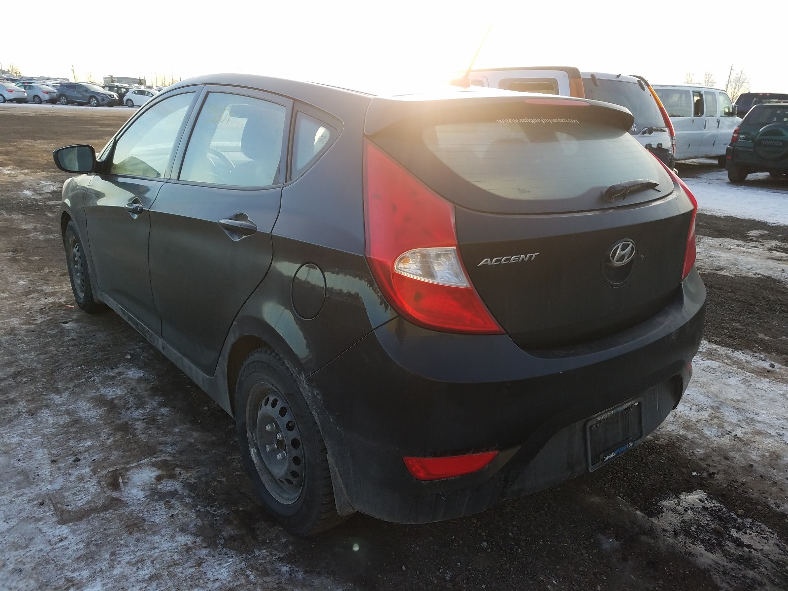 Photo 2 VIN: KMHCT5AE2GU243464 - HYUNDAI ACCENT SE 