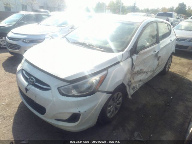 Photo 1 VIN: KMHCT5AE2HU320156 - HYUNDAI ACCENT 