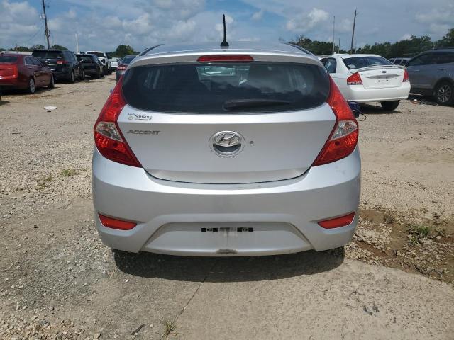 Photo 5 VIN: KMHCT5AE2HU335532 - HYUNDAI ACCENT SE 