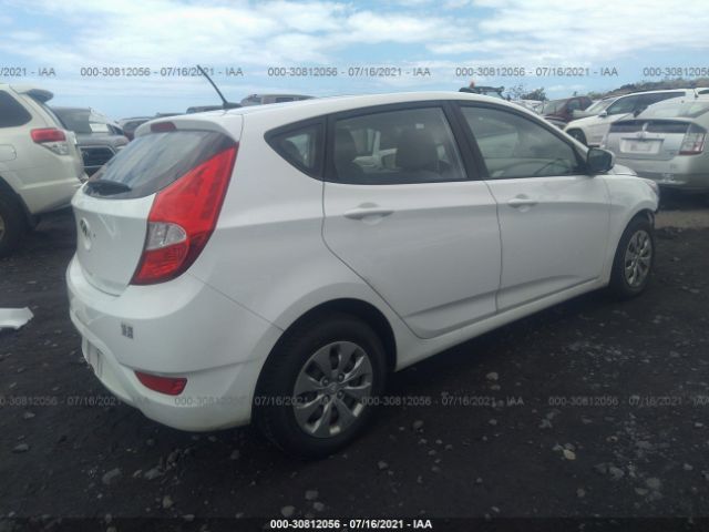 Photo 3 VIN: KMHCT5AE2HU349690 - HYUNDAI ACCENT 