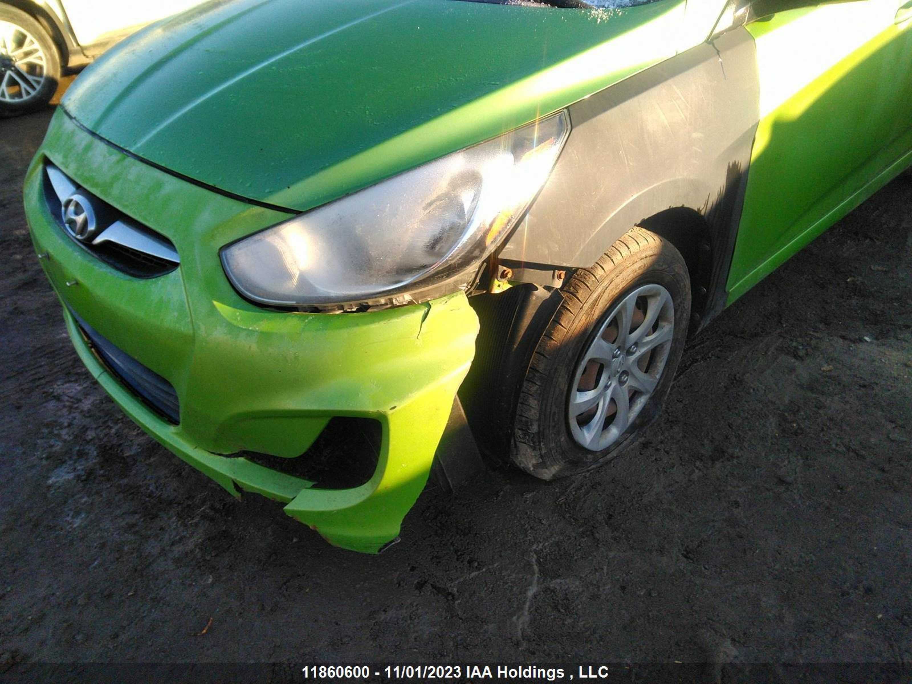 Photo 5 VIN: KMHCT5AE3CU000868 - HYUNDAI ACCENT 