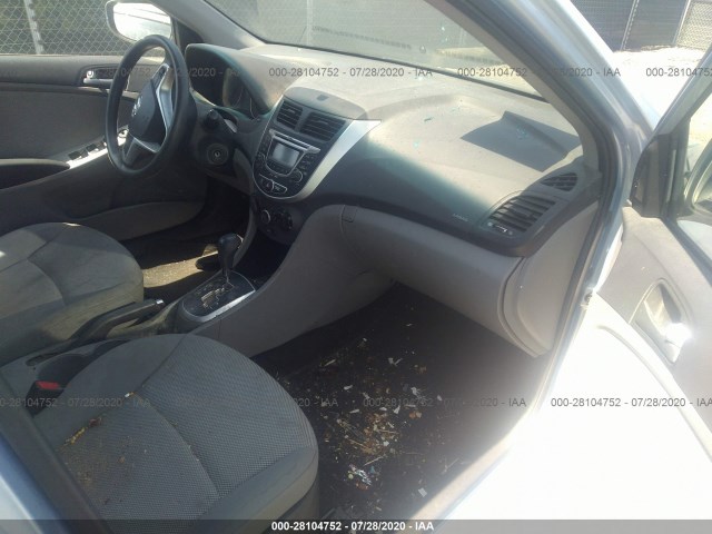 Photo 4 VIN: KMHCT5AE3CU005939 - HYUNDAI ACCENT 