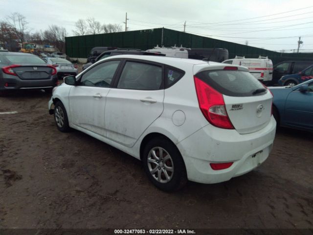 Photo 2 VIN: KMHCT5AE3CU015564 - HYUNDAI ACCENT 