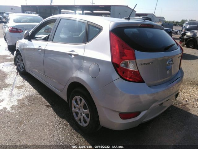 Photo 2 VIN: KMHCT5AE3CU058740 - HYUNDAI ACCENT 