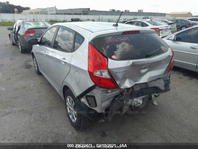 Photo 2 VIN: KMHCT5AE3DU073062 - HYUNDAI ACCENT 