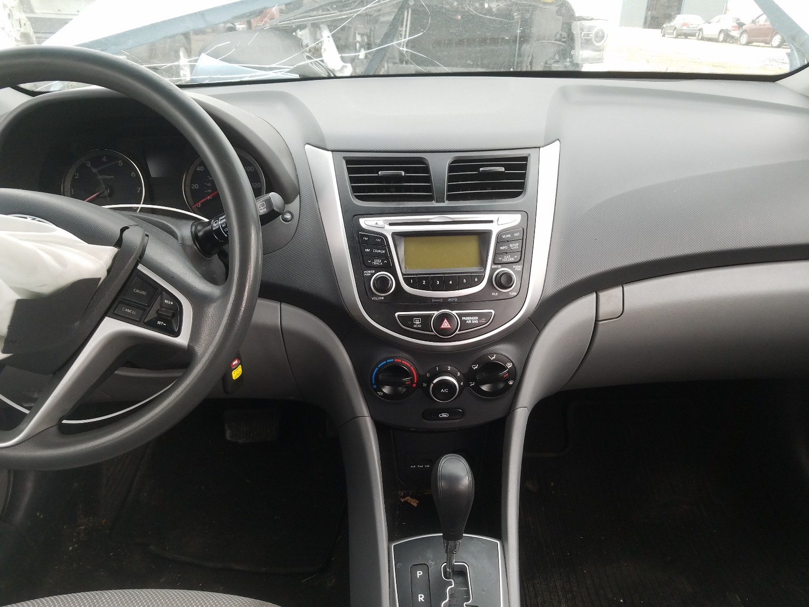 Photo 8 VIN: KMHCT5AE3DU131607 - HYUNDAI ACCENT 