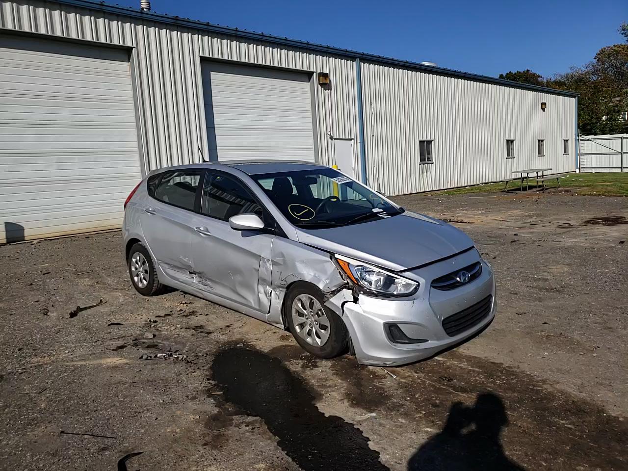 Photo 10 VIN: KMHCT5AE3FU225571 - HYUNDAI ACCENT GS 