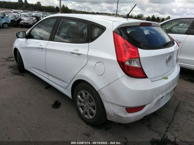 Photo 2 VIN: KMHCT5AE3GU272102 - HYUNDAI ACCENT 