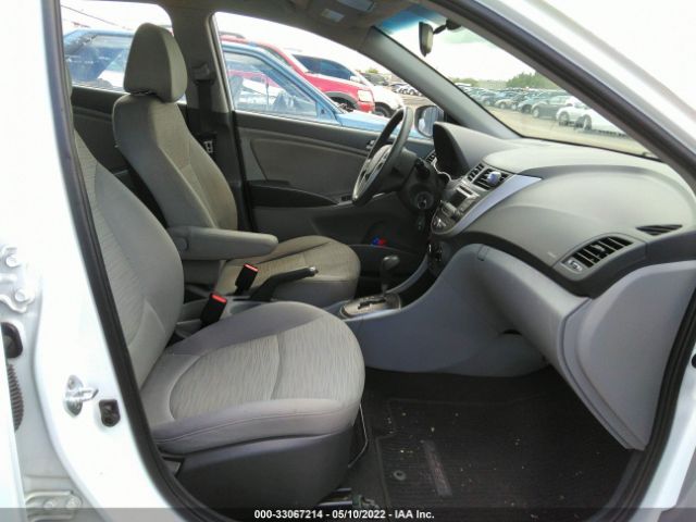 Photo 4 VIN: KMHCT5AE3GU272102 - HYUNDAI ACCENT 