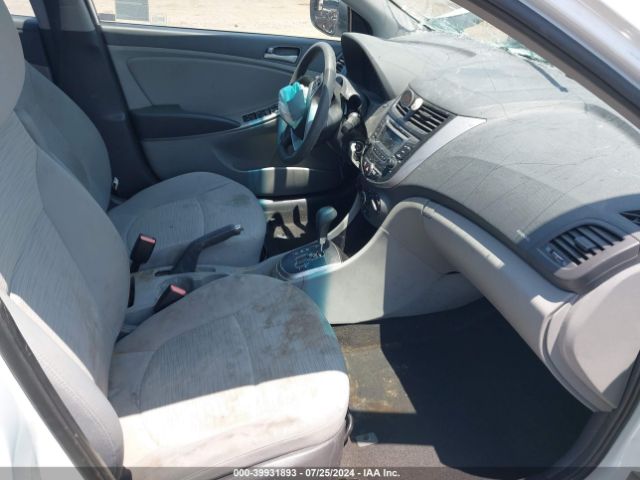 Photo 4 VIN: KMHCT5AE3GU285545 - HYUNDAI ACCENT 