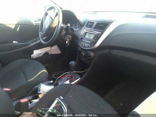 Photo 4 VIN: KMHCT5AE3HU312373 - HYUNDAI ACCENT 