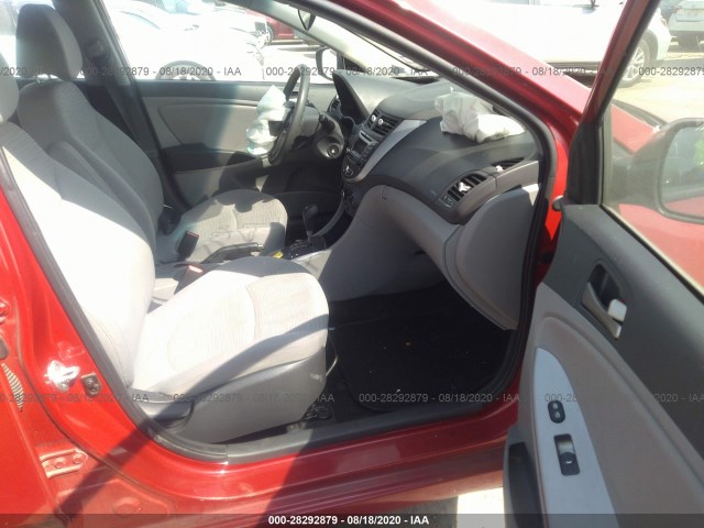 Photo 4 VIN: KMHCT5AE3HU325625 - HYUNDAI ACCENT 