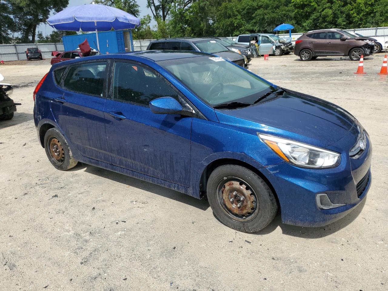 Photo 3 VIN: KMHCT5AE3HU343364 - HYUNDAI ACCENT 