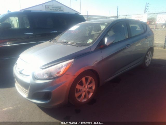 Photo 1 VIN: KMHCT5AE3HU364022 - HYUNDAI ACCENT 