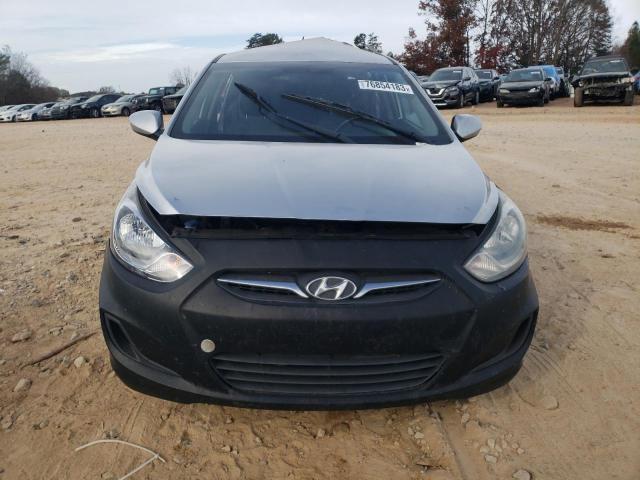 Photo 4 VIN: KMHCT5AE4CU042532 - HYUNDAI ACCENT 