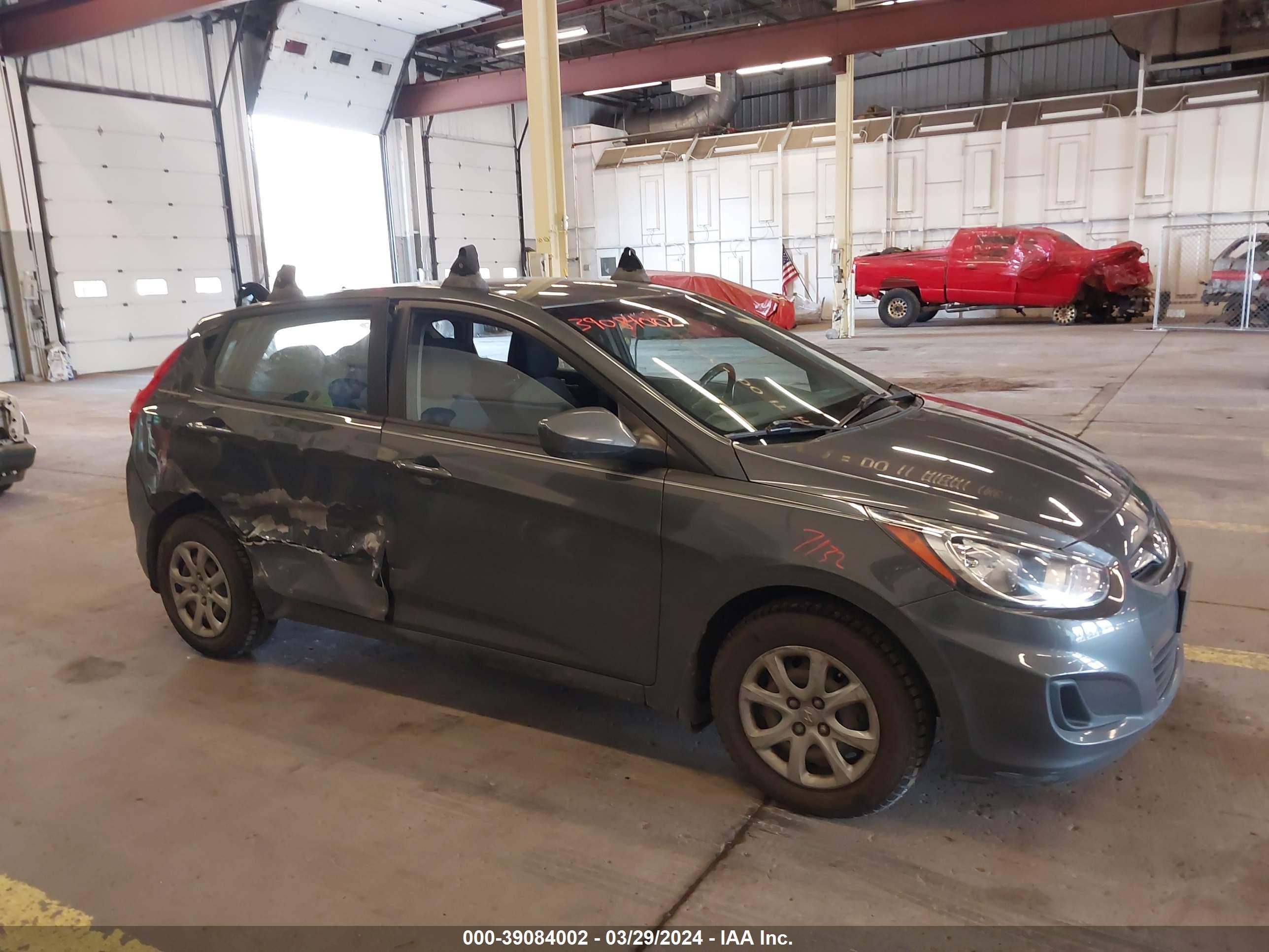 Photo 12 VIN: KMHCT5AE4CU045141 - HYUNDAI ACCENT 