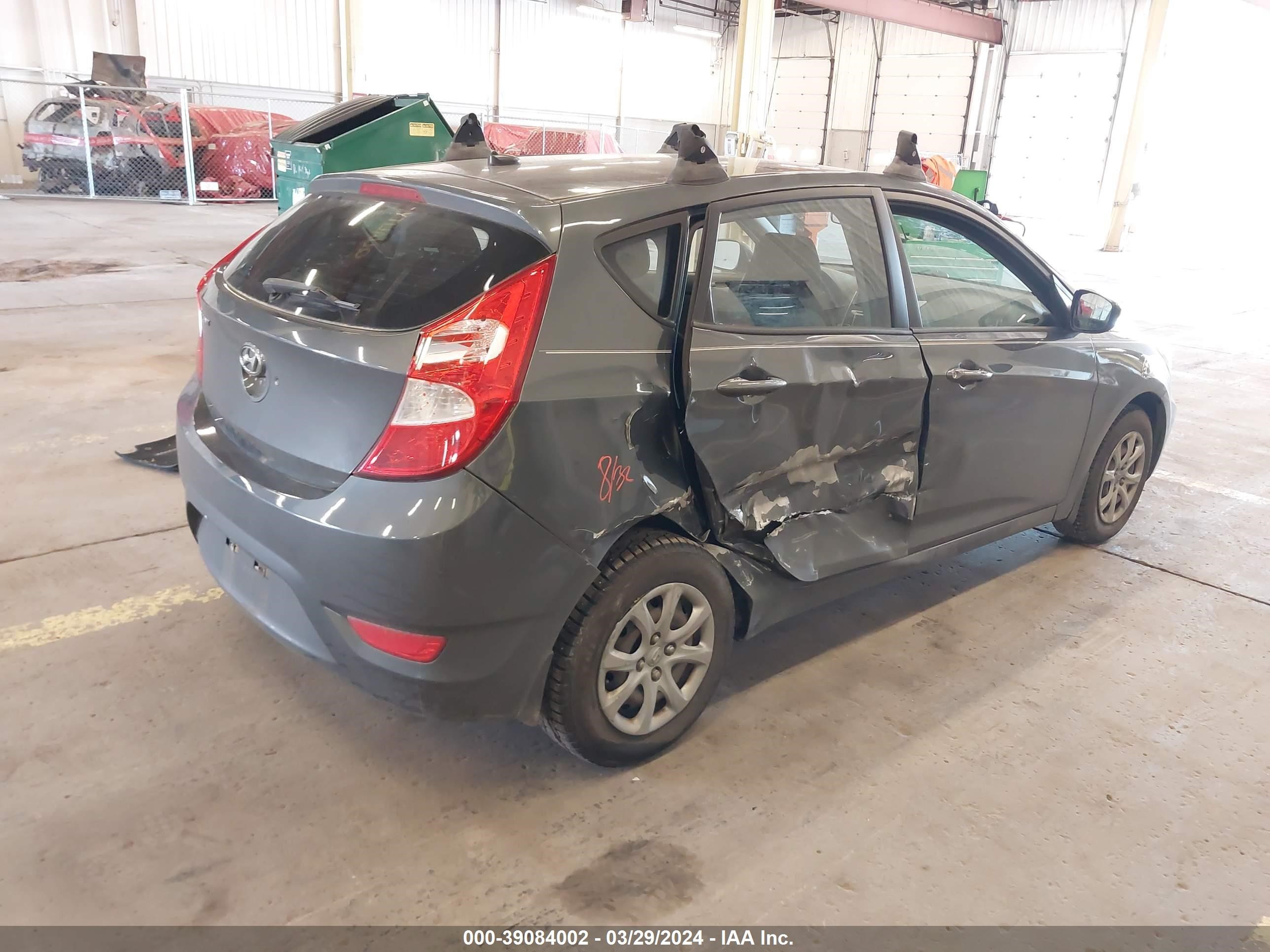 Photo 3 VIN: KMHCT5AE4CU045141 - HYUNDAI ACCENT 