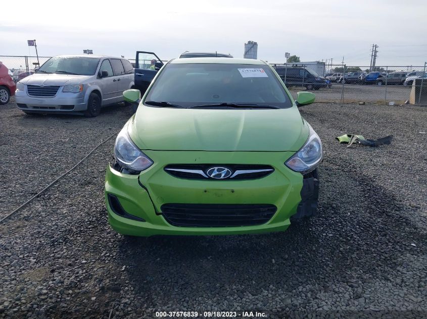 Photo 12 VIN: KMHCT5AE4CU045947 - HYUNDAI ACCENT 