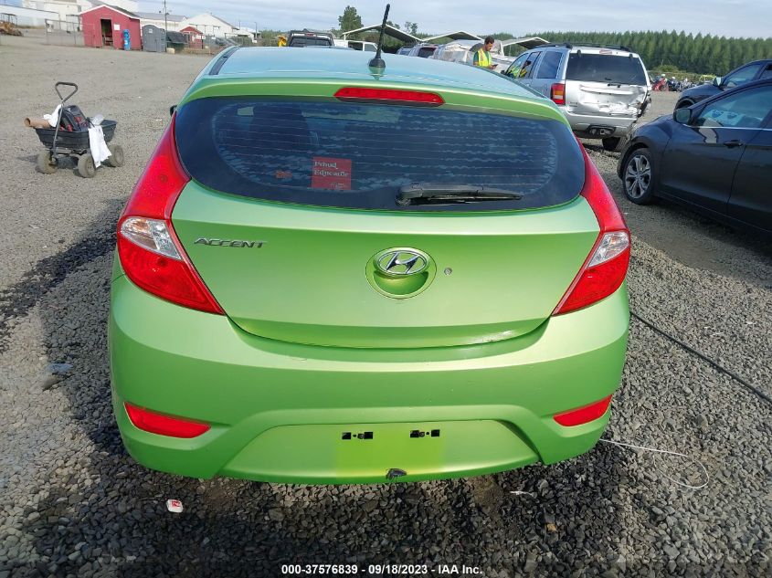 Photo 16 VIN: KMHCT5AE4CU045947 - HYUNDAI ACCENT 