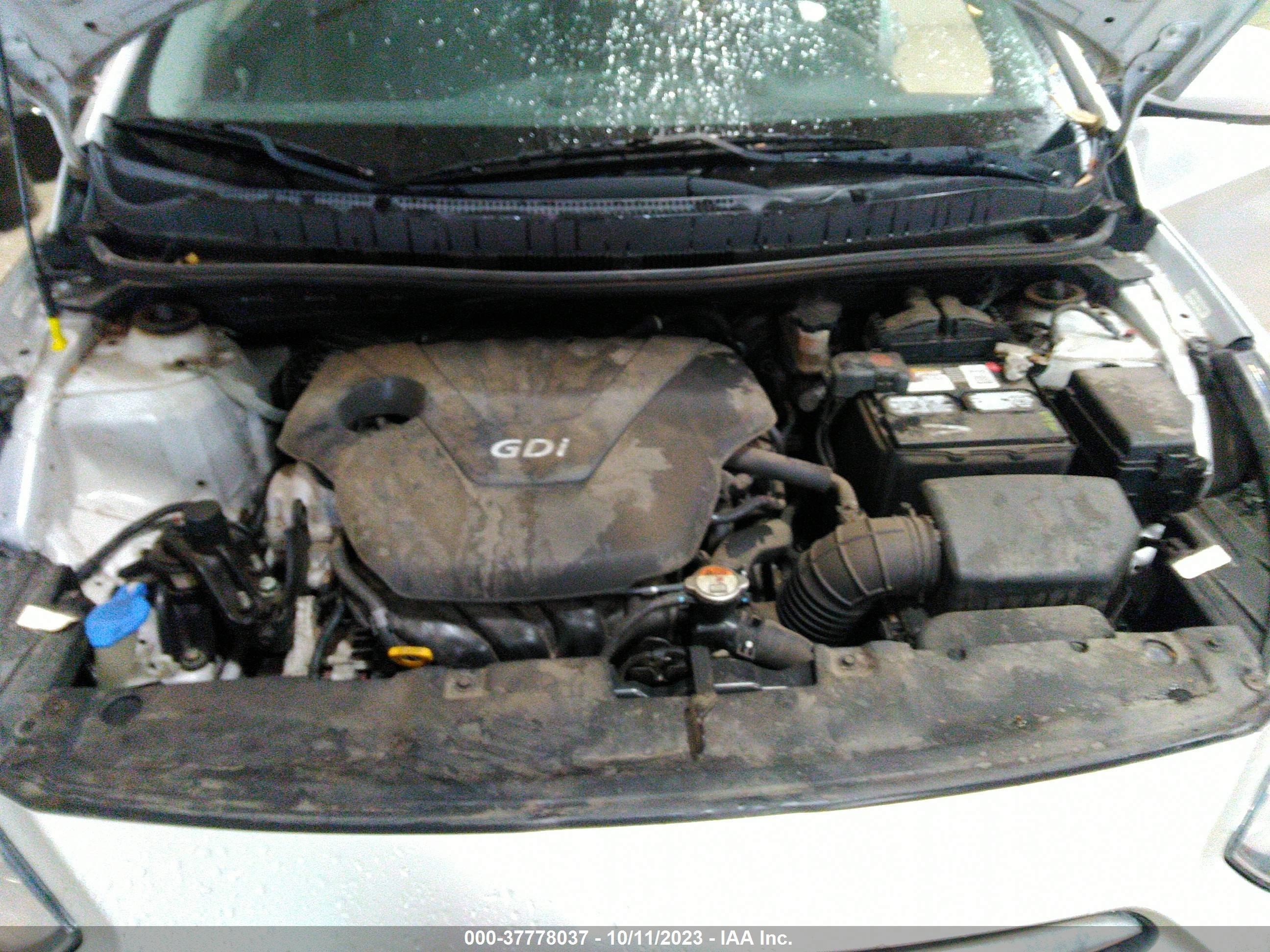 Photo 9 VIN: KMHCT5AE4CU049111 - HYUNDAI ACCENT 