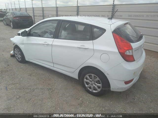 Photo 2 VIN: KMHCT5AE4DU092588 - HYUNDAI ACCENT 