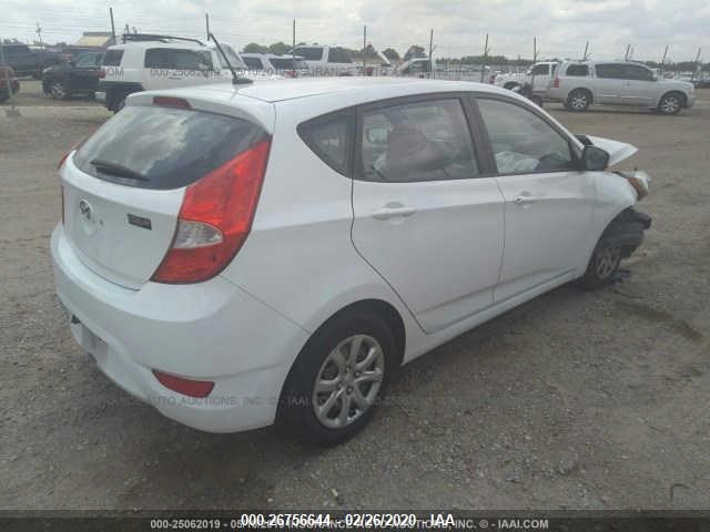 Photo 3 VIN: KMHCT5AE4DU092588 - HYUNDAI ACCENT 