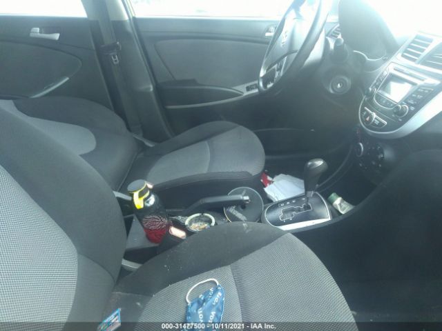 Photo 4 VIN: KMHCT5AE4DU130272 - HYUNDAI ACCENT 