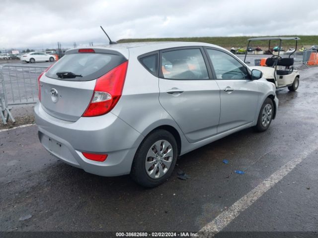 Photo 3 VIN: KMHCT5AE4FU227958 - HYUNDAI ACCENT 