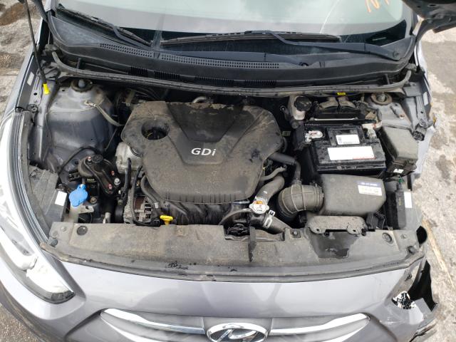 Photo 6 VIN: KMHCT5AE4HU305495 - HYUNDAI ACCENT SE 