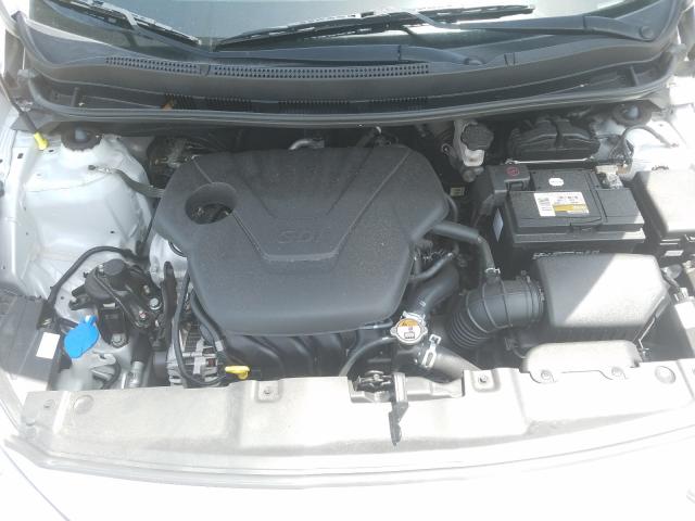 Photo 6 VIN: KMHCT5AE4HU348816 - HYUNDAI ACCENT SE 