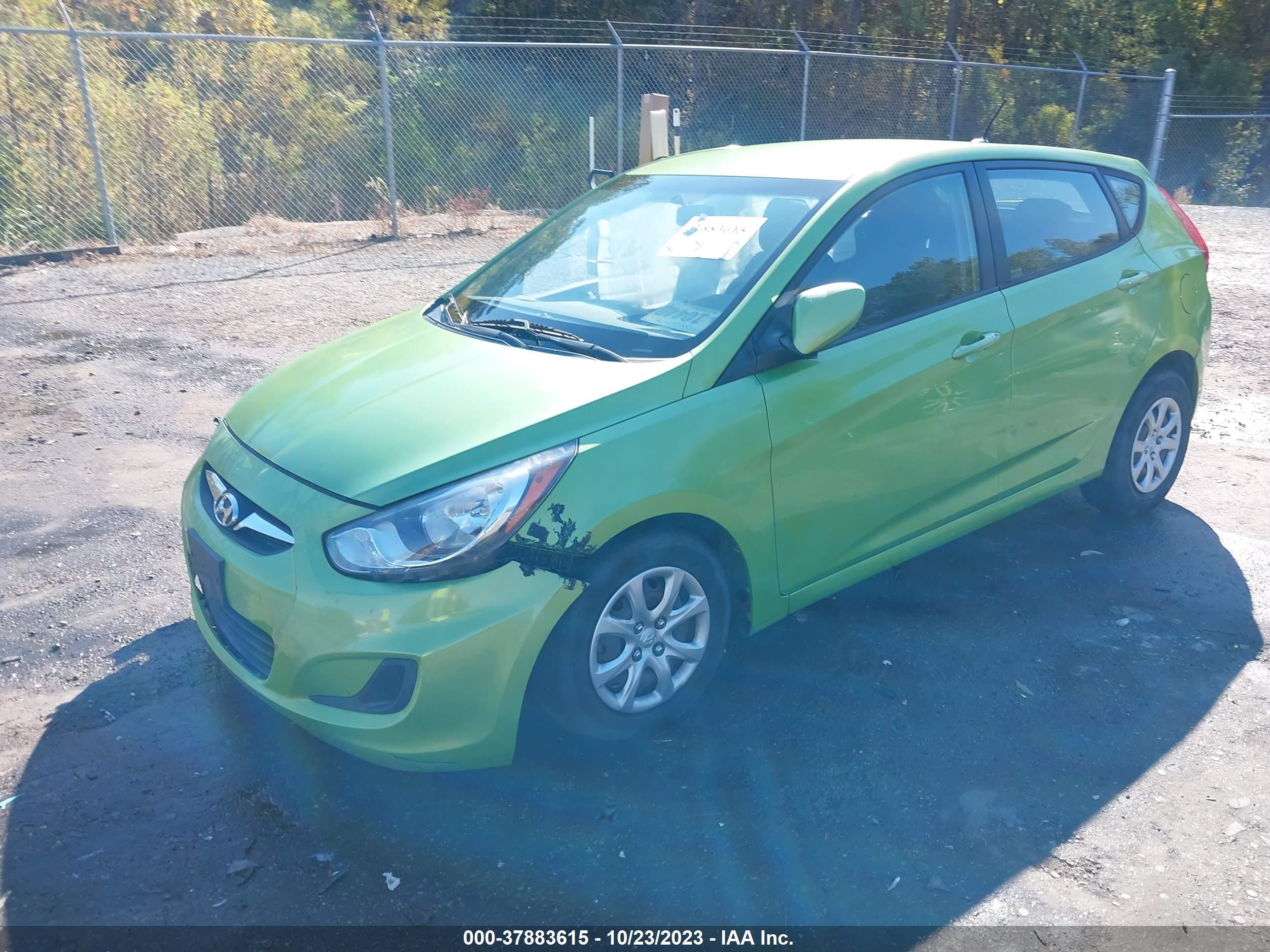 Photo 1 VIN: KMHCT5AE5CU003237 - HYUNDAI ACCENT 